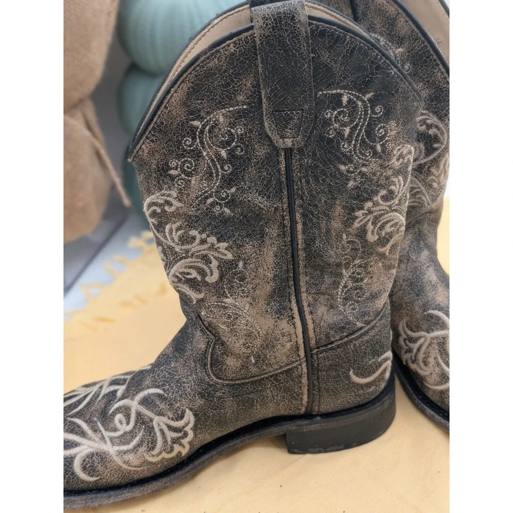 Old West Distressed Charcoal Embroidered Cowboy Boots BSC1825 Coquette Size 2